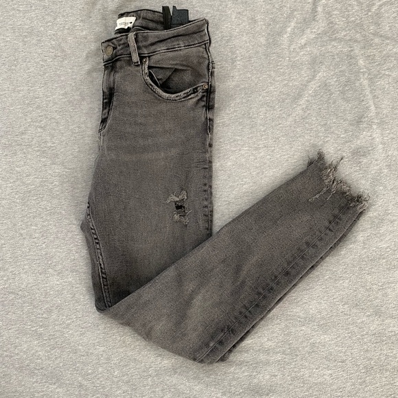 Zara stretchy jeans - Picture 3 of 3